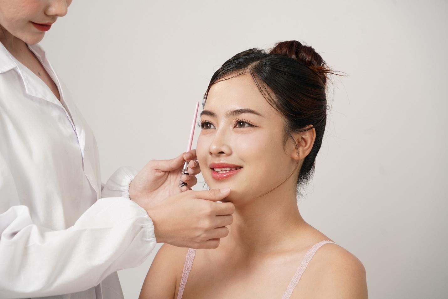 why a dermal filler consultation before treatment is important.